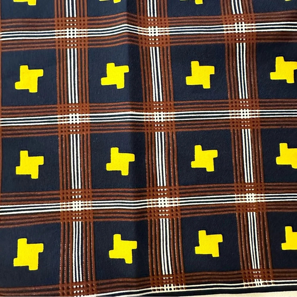 Christian Vintage Navy & Yellow Silk Scarf Made in Italy GUC - Picture 4 of 7